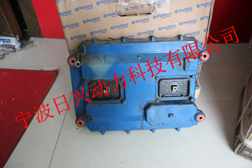 更換Perkins1204e-e44tta和1206e-e66ta柴油發(fā)動機(jī)ECM