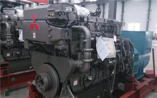 三菱12R發(fā)動(dòng)機(jī)機(jī)油泵