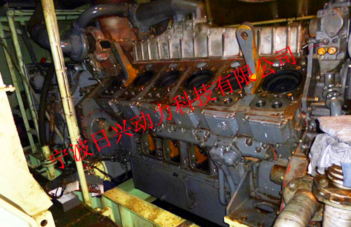 三菱S12柴油發(fā)動機燃油系統(tǒng)的拆卸、檢測