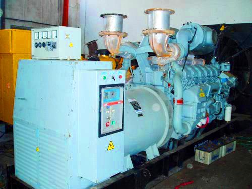 嵊泗縣發(fā)電機(jī)出租費(fèi)用、柴油機(jī)工作中滑油壓力急劇變化的原因是什么？