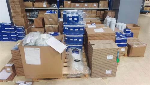 鉑金斯發(fā)動(dòng)機(jī)四配套多少錢