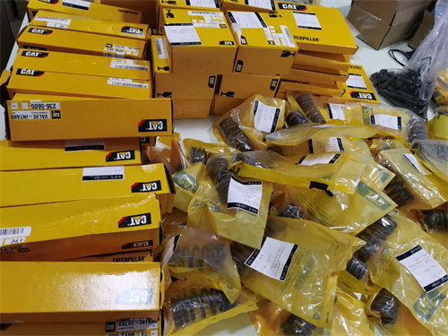 卡特發(fā)動(dòng)機(jī)配件-裝載機(jī)零部件