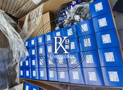 瑪連尼MF221C瀝青攤鋪機(jī)珀金斯柴油發(fā)動(dòng)機(jī)：全維守護(hù)指南