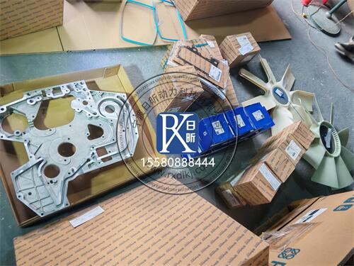 愛科拖拉機珀金斯發(fā)動機：保養(yǎng)維修與配件選購全攻略