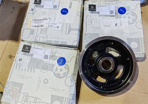 奔馳OM471發(fā)動機(jī)的“隱形英雄”：A4719936196皮帶